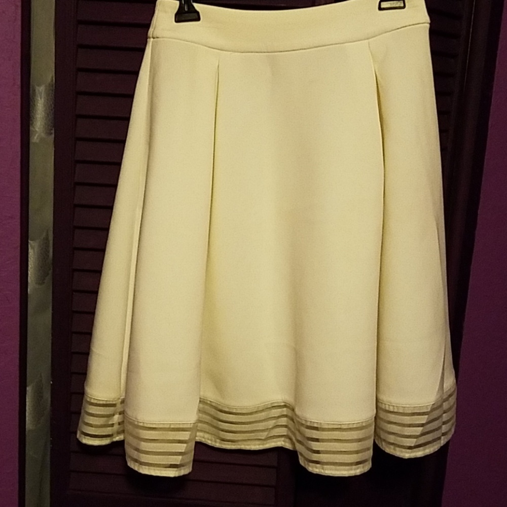 Flair skirt